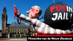 Инсталляция против Путинв в Гааге, 7 мая, 2024 года 